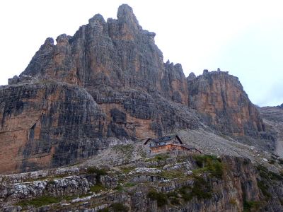 009-Blick hinauf zur Tuckett-Huette